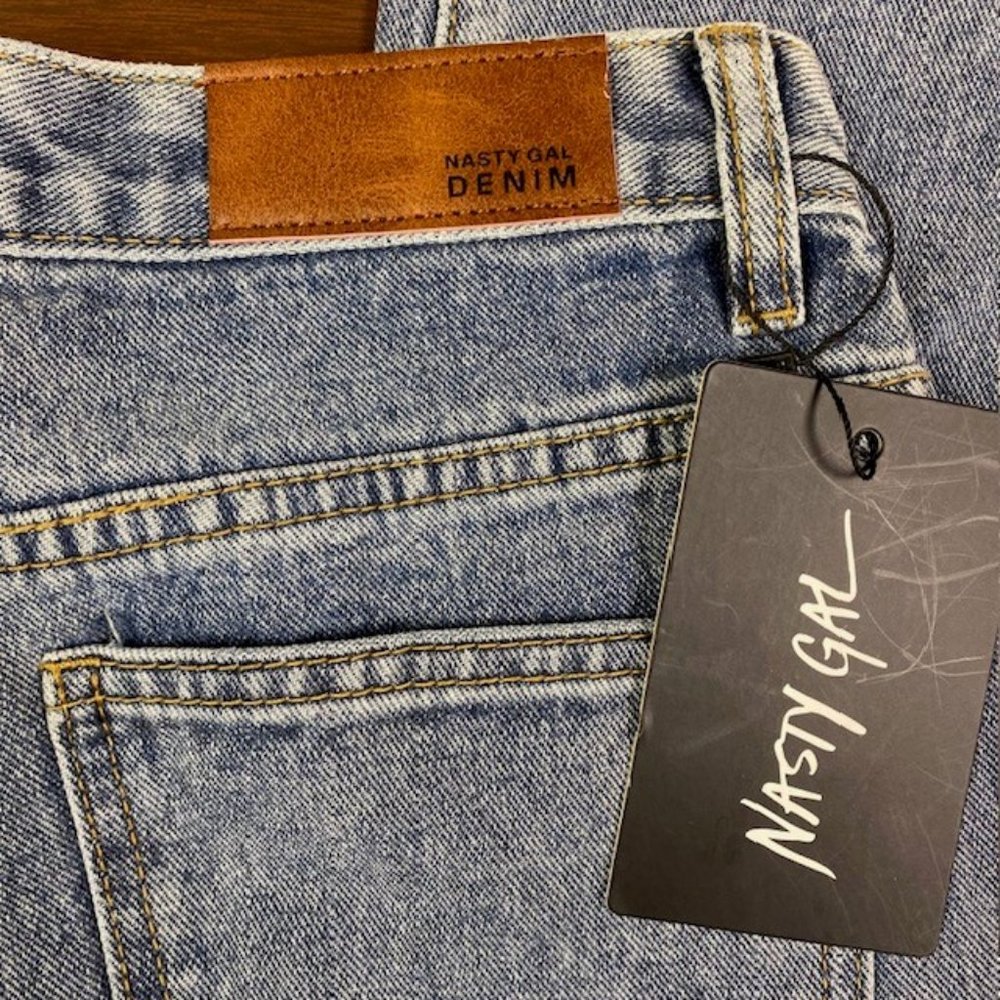NWT Nasty Gal Distressed To Impress Raw Hem Jeans, Size‎ 6 - Picture 6 of 13